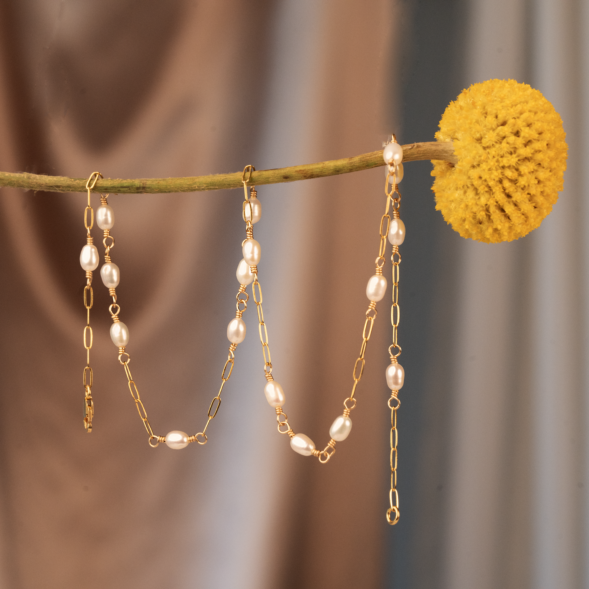 Pearl Paperclip Pattern Necklace