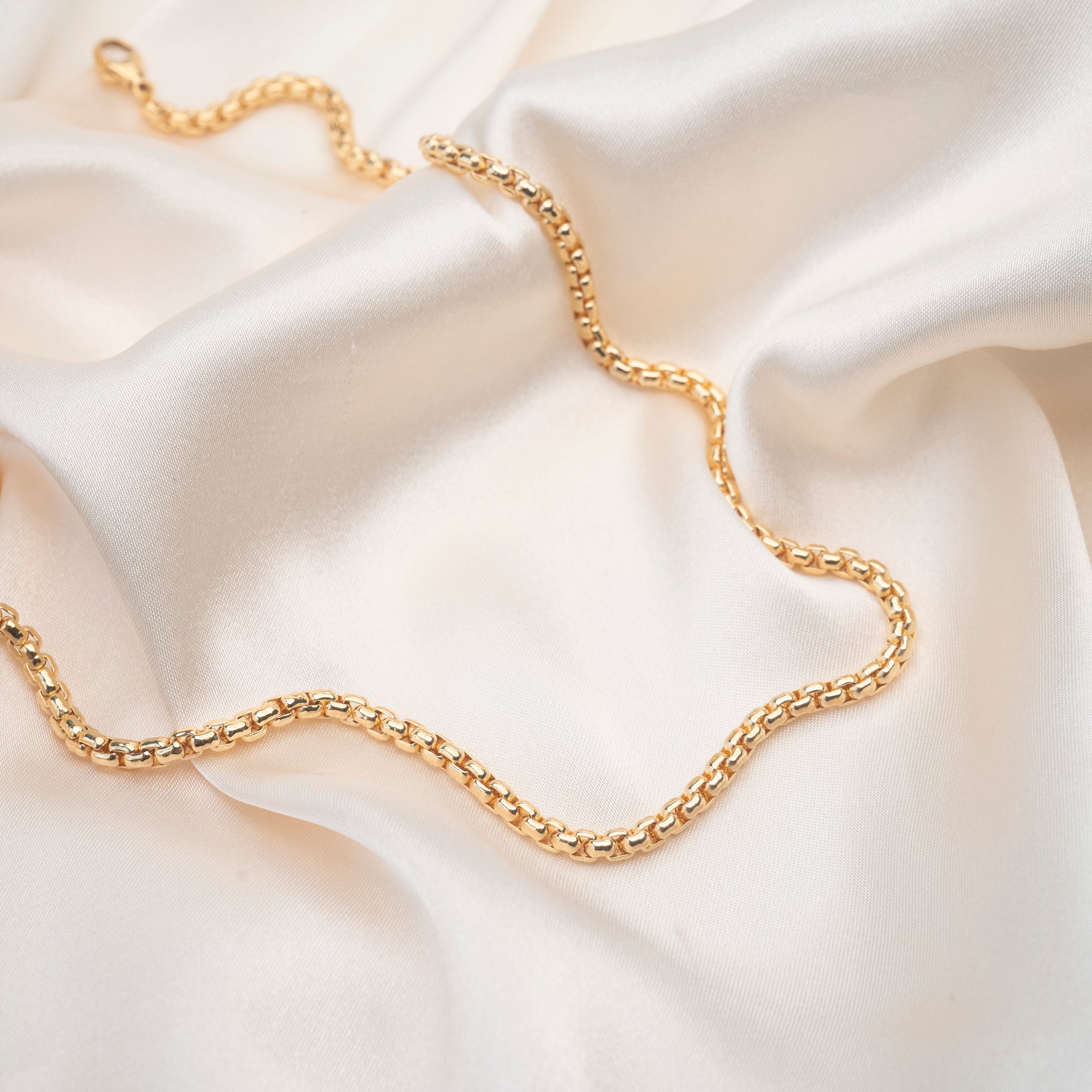 Gold Filled Round Box Necklace