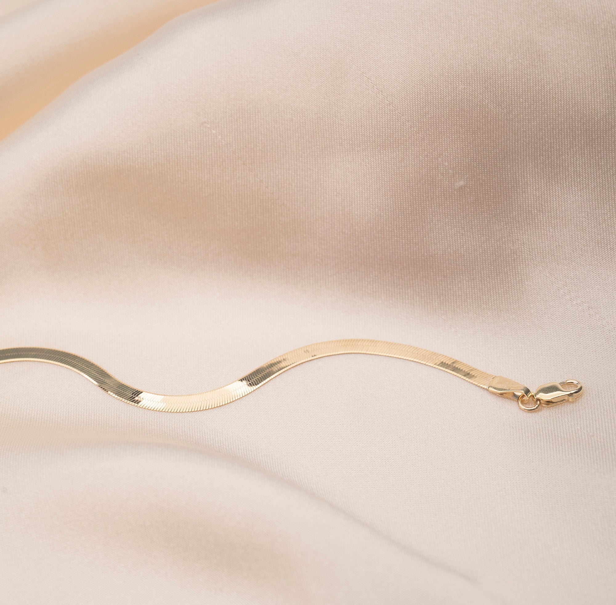 14k Herringbone Bracelet