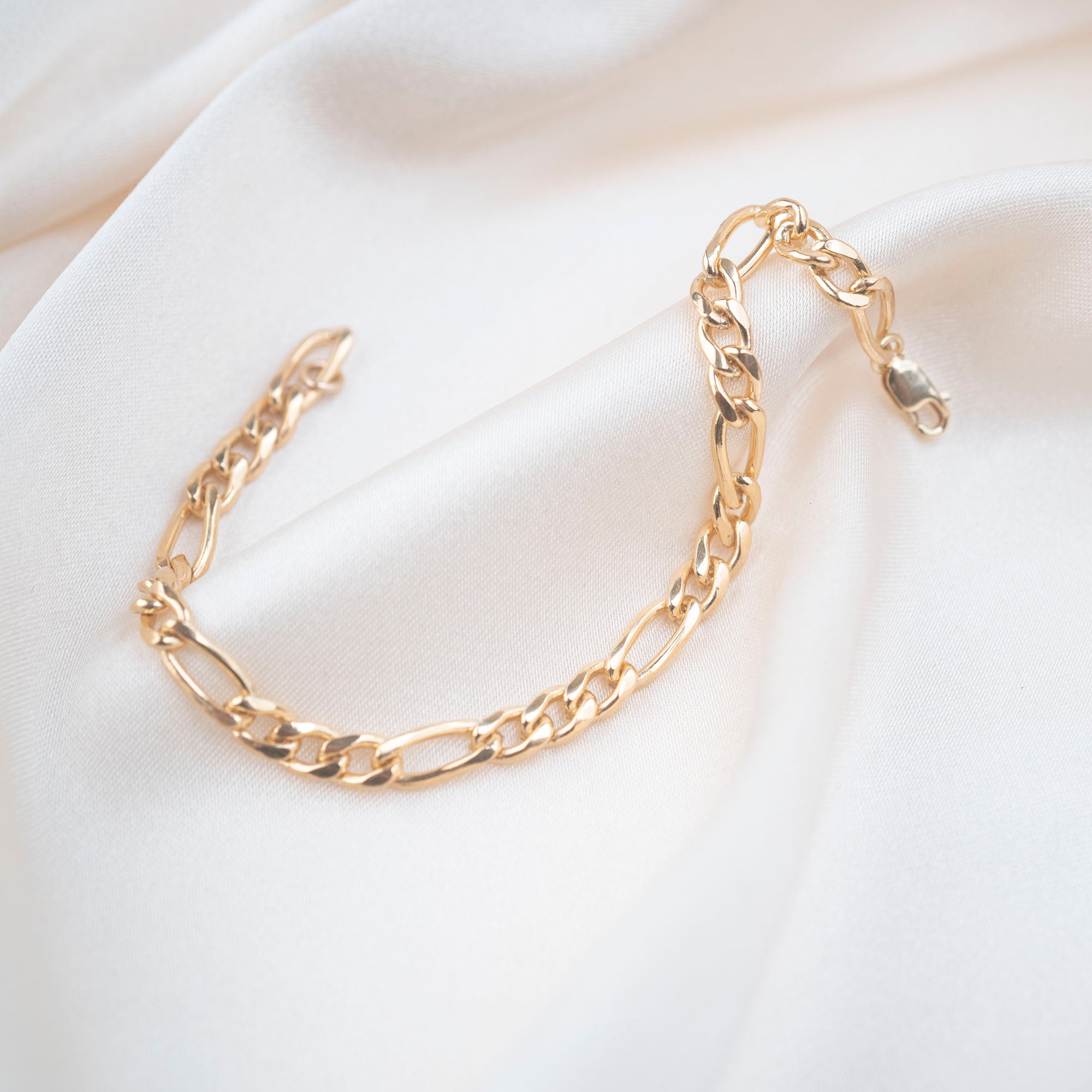 Gold Filled Thick Figaro Bracelet