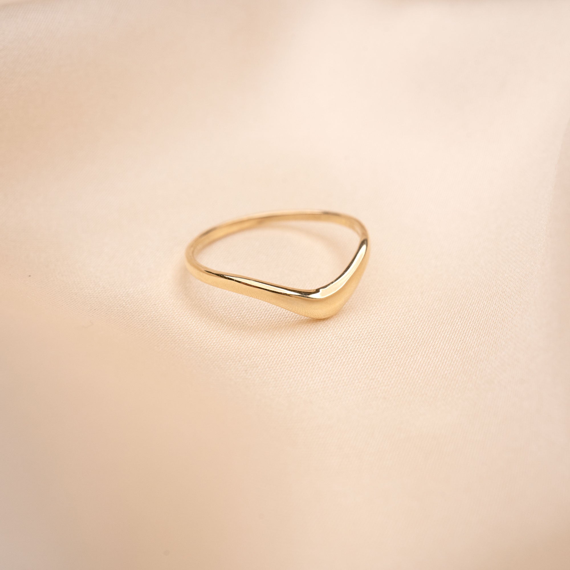 14k Gold V Shaped Ring