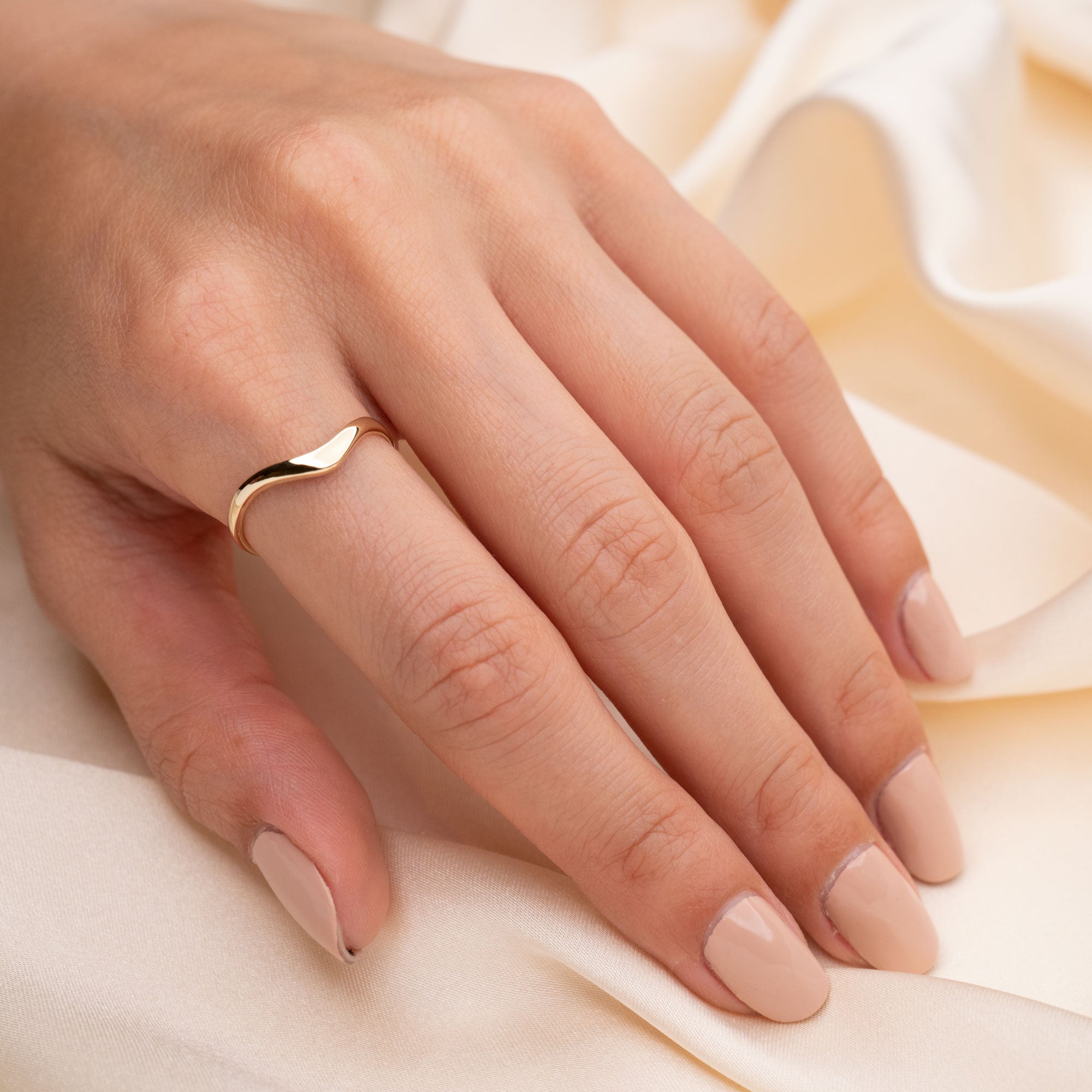 14k Gold V Shaped Ring