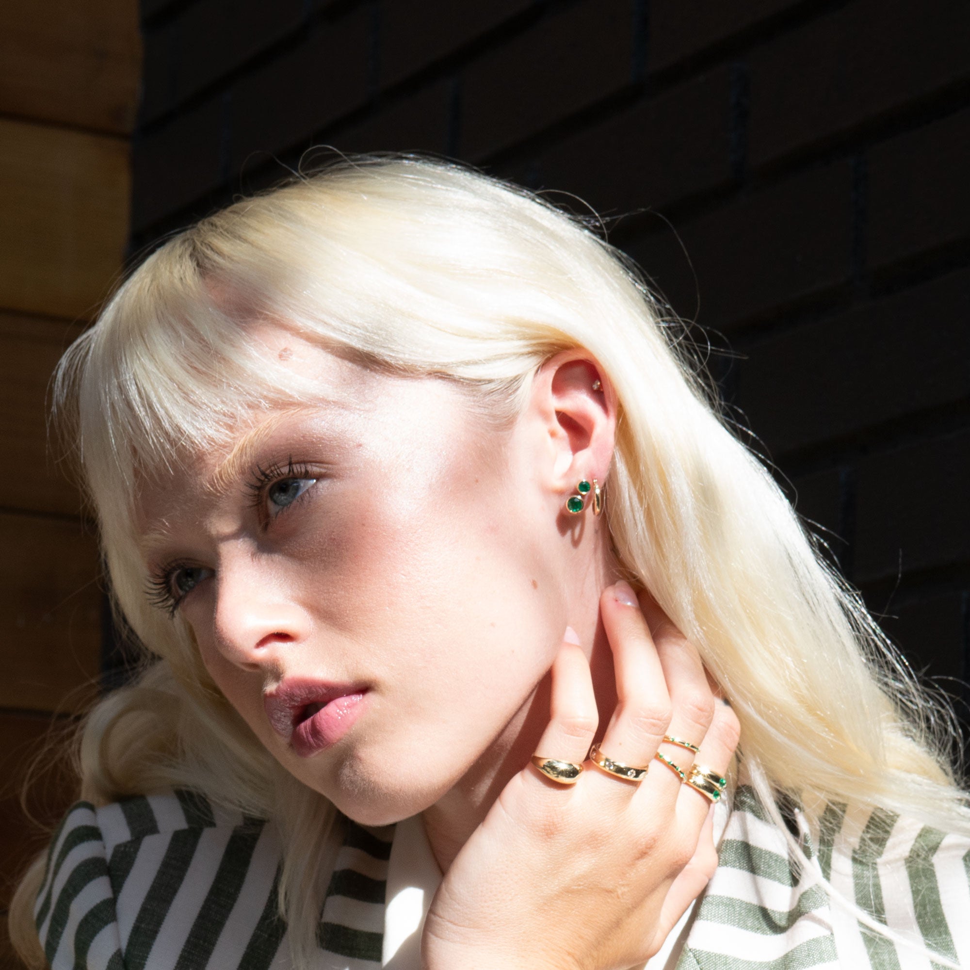 14k Medium Emerald Bezel Studs | 4mm