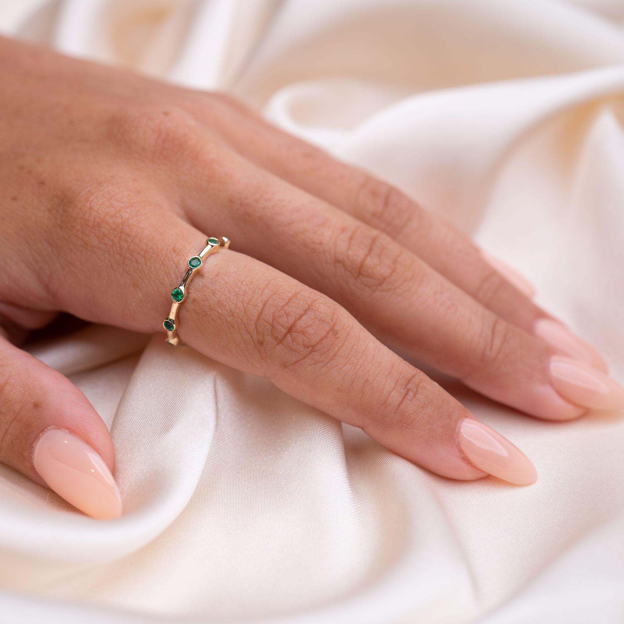 14k Emerald Leo Ring