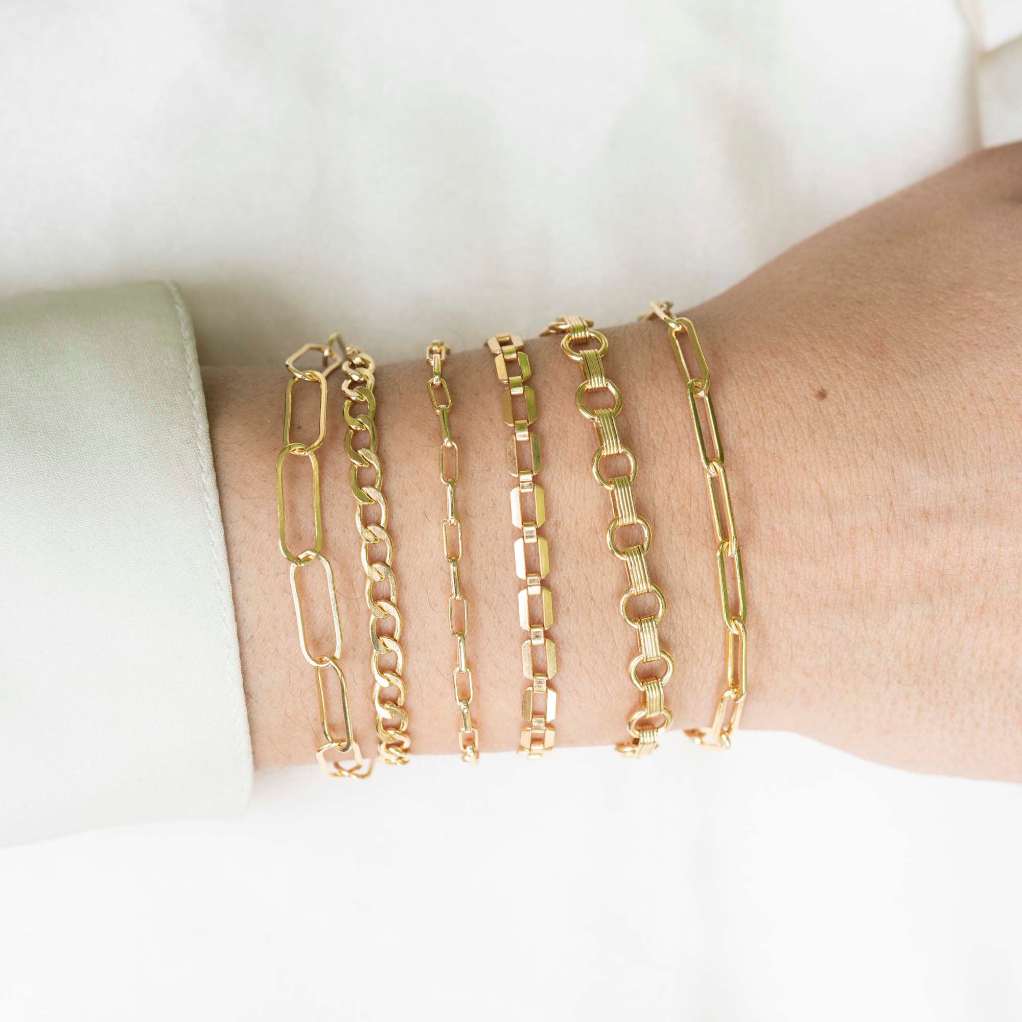 Gold Loops Bracelet, 14k Gold Bracelet, Simple Gold Bracelet, Chain and Link Bracelet, Bracelet, Chain Bracelet, Bold Bracelet, Gold Filled