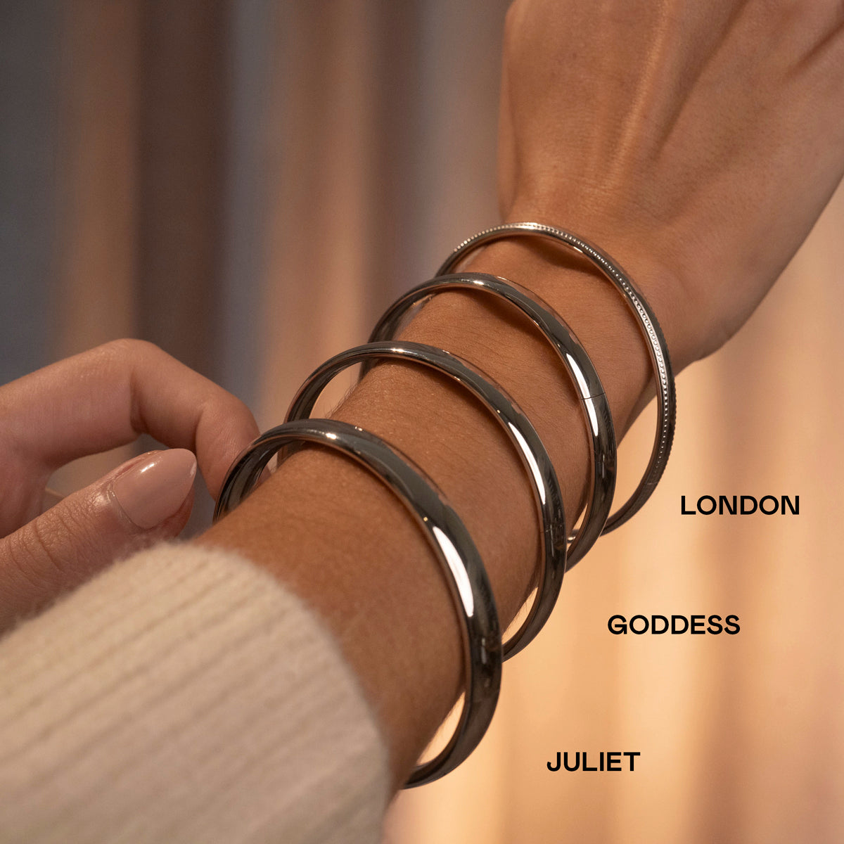 Silver Juliet Bangle | 8mm