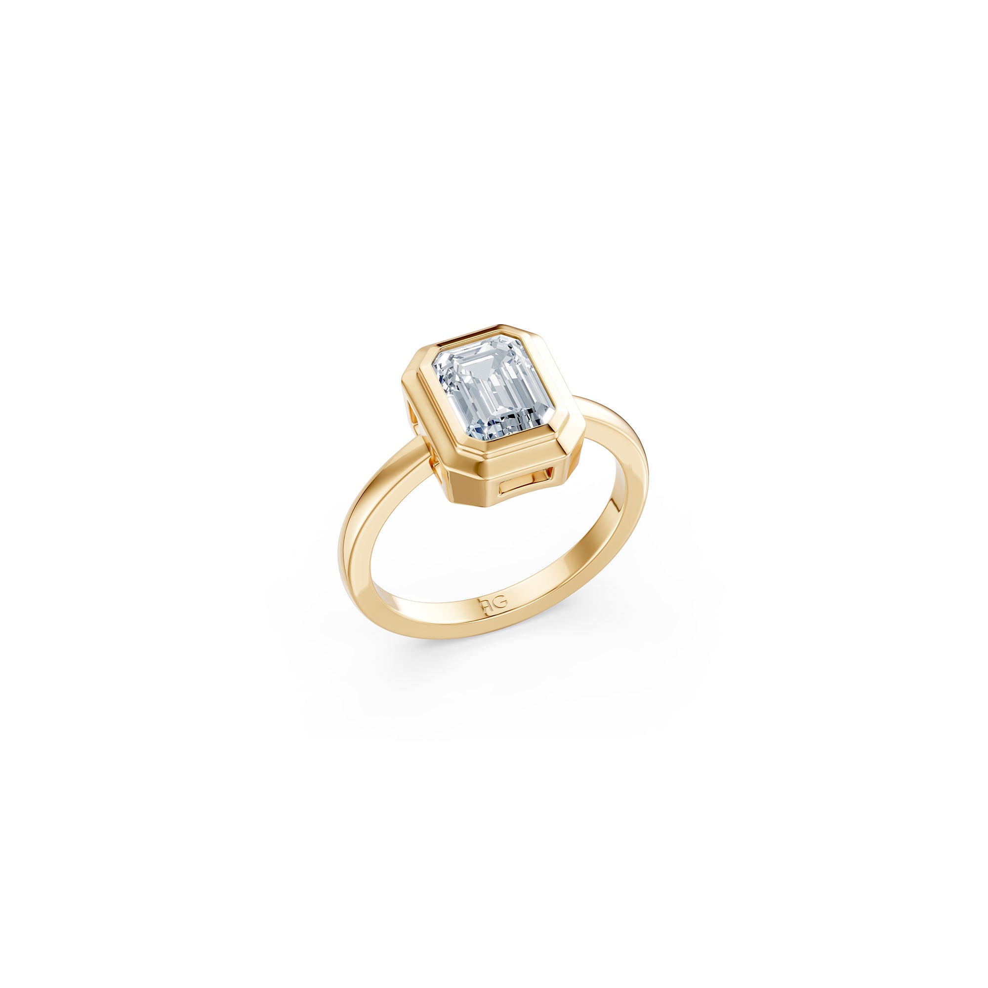 14k Emerald-Cut Eclipse Bezel Ring