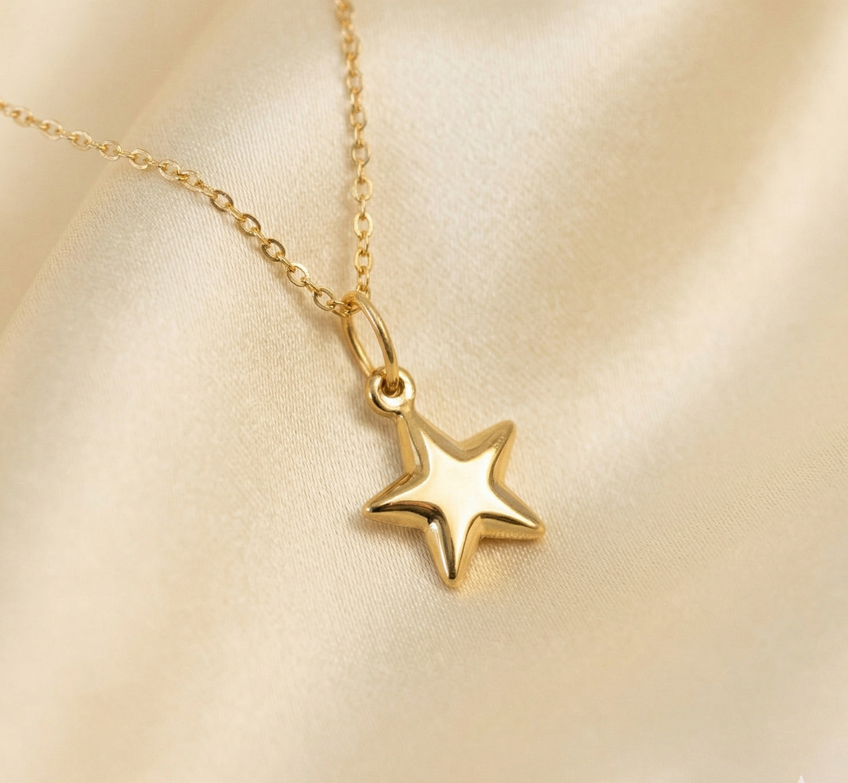 Puffy Star Necklace