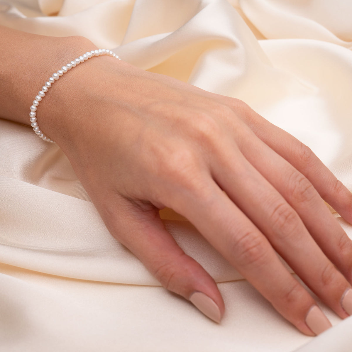 Petite Freshwater Pearl Bracelet