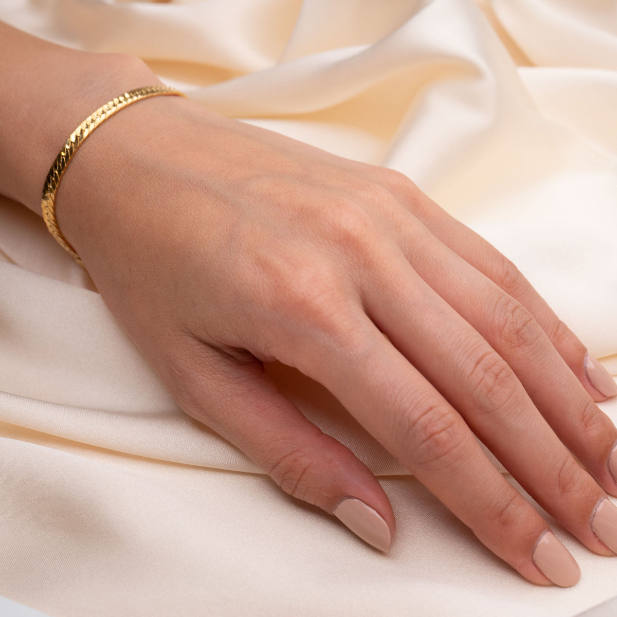 Gold 5mm Herringbone Bracelet